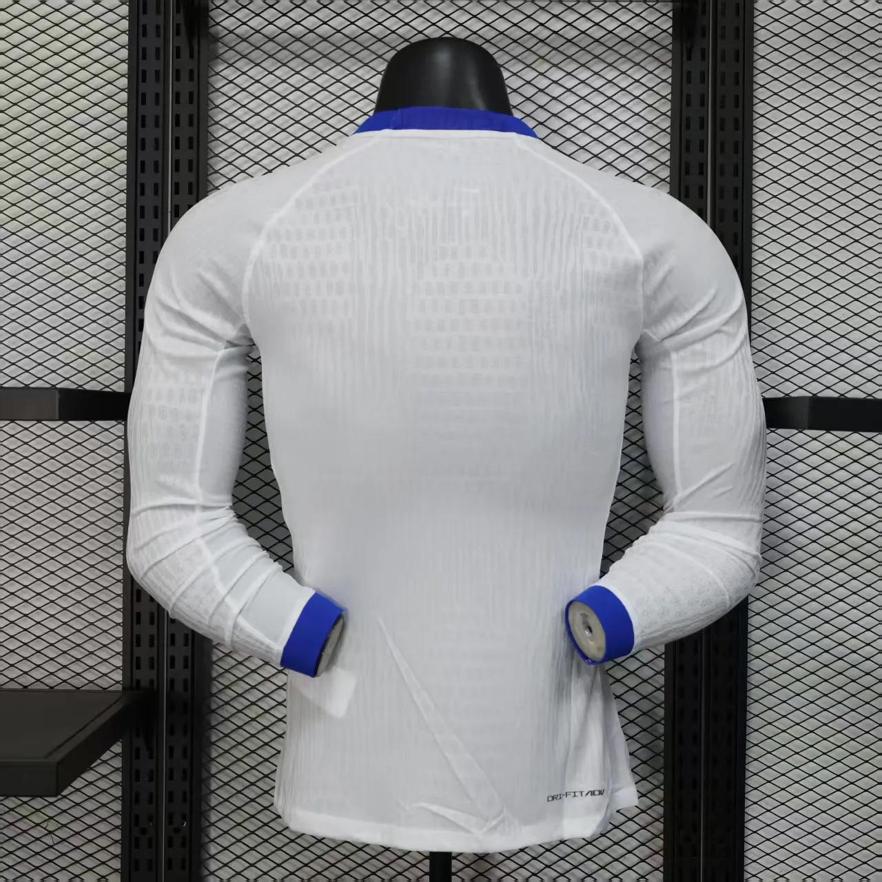 2025/2026 Long Sleeve Player Version England Home Football Jersey 1:1 Thai quality