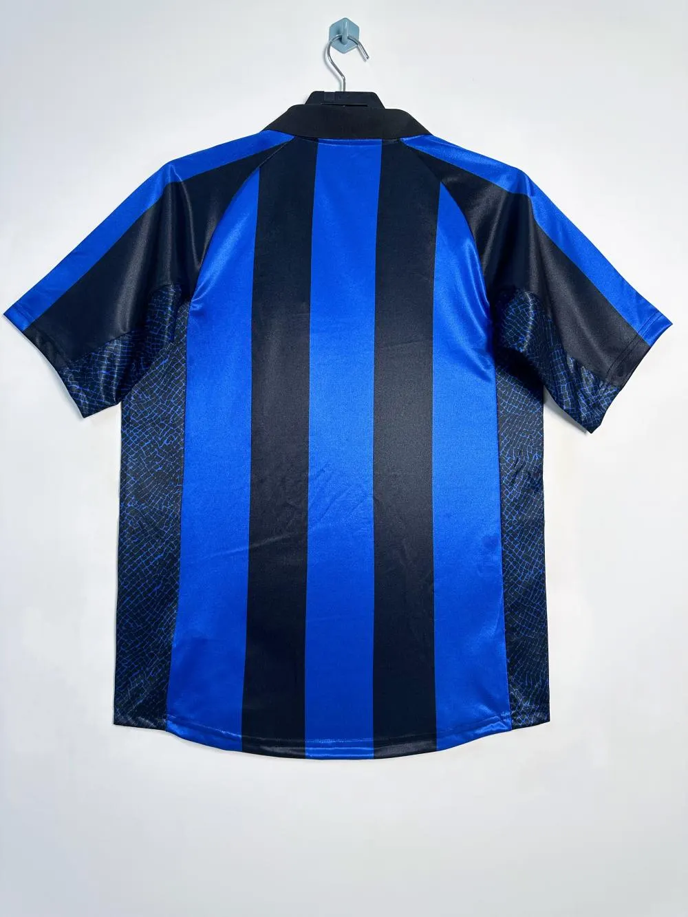 2001/2002 Retro Inter Milan Home Football Jersey 1:1 Thai Quality