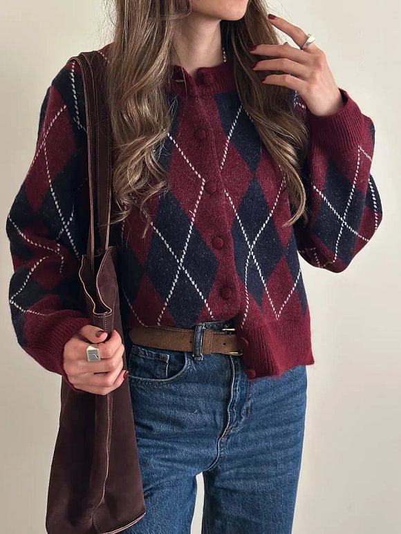 Women's Classic Diamond Pattern Cardigan