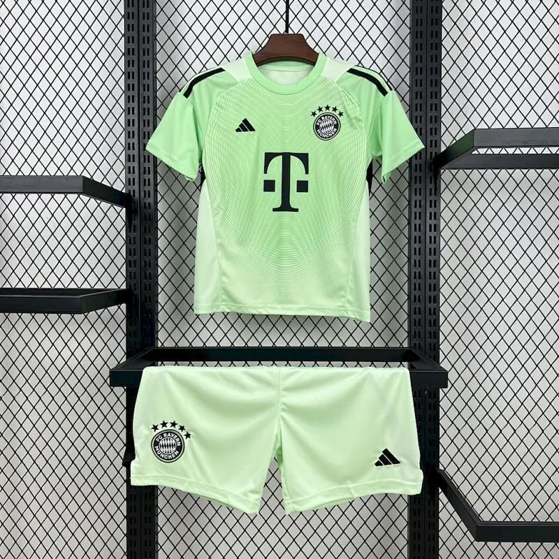 2025/2026 Bayern Munich Training Football Jersey 1:1 Thai Quality Kids Size