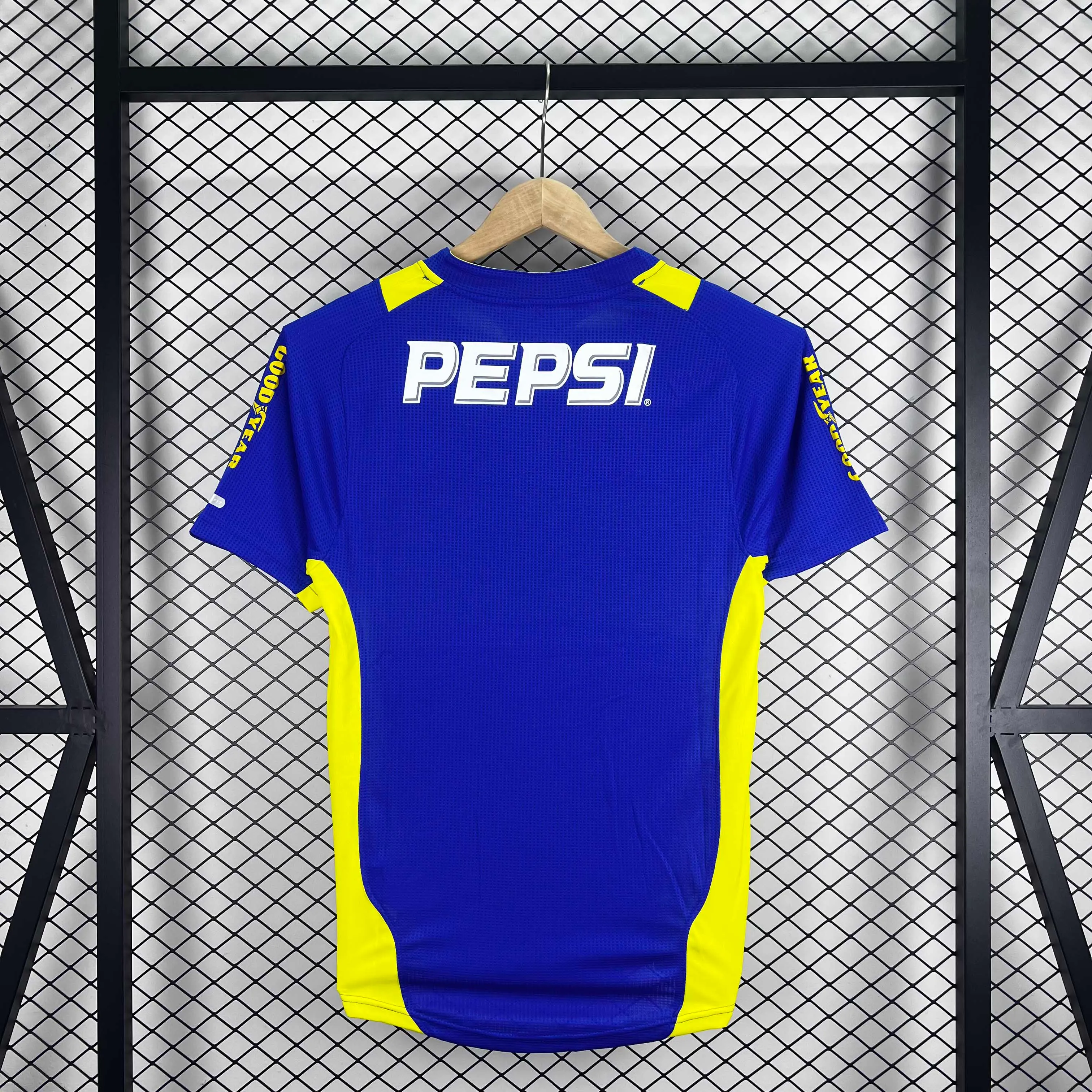 2004/2005 Retro Boca Juniors Home Football Jersey 1:1 Thai Quality