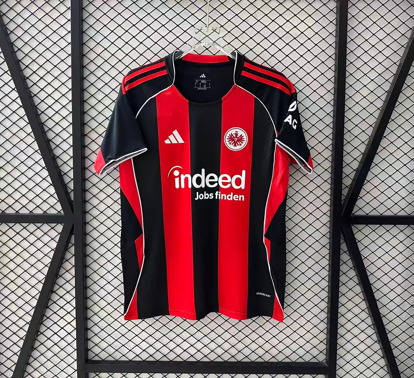 2025/2026 Frankfurt Home Football Jersey 1:1 Thai quality