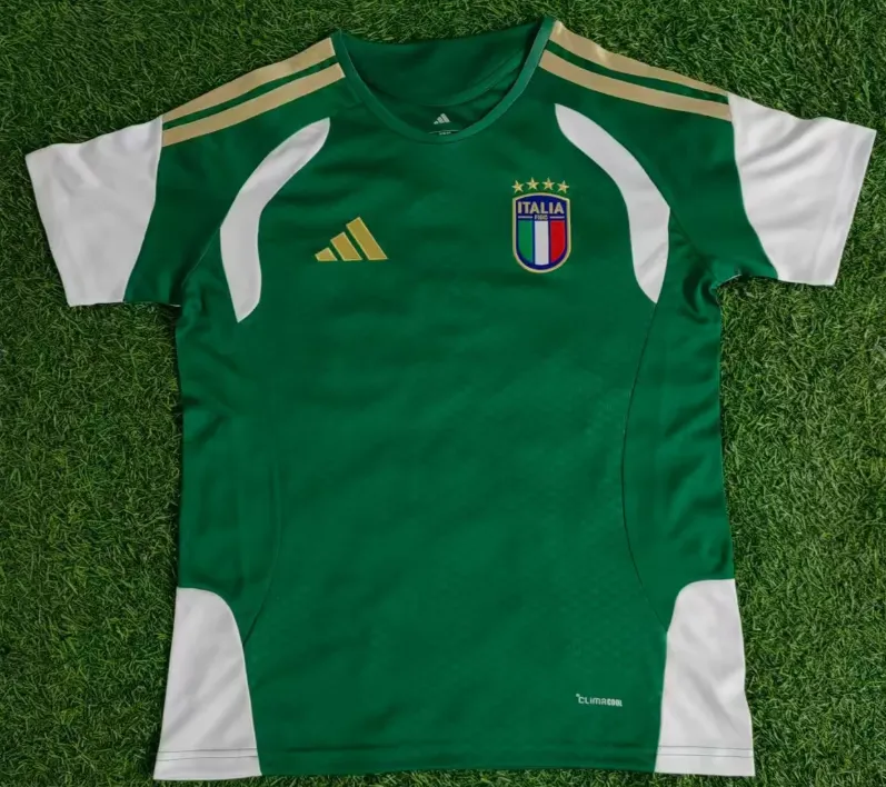 2026/2027 Italy Training Suit Green Football Jersey 1:1 Thai quality