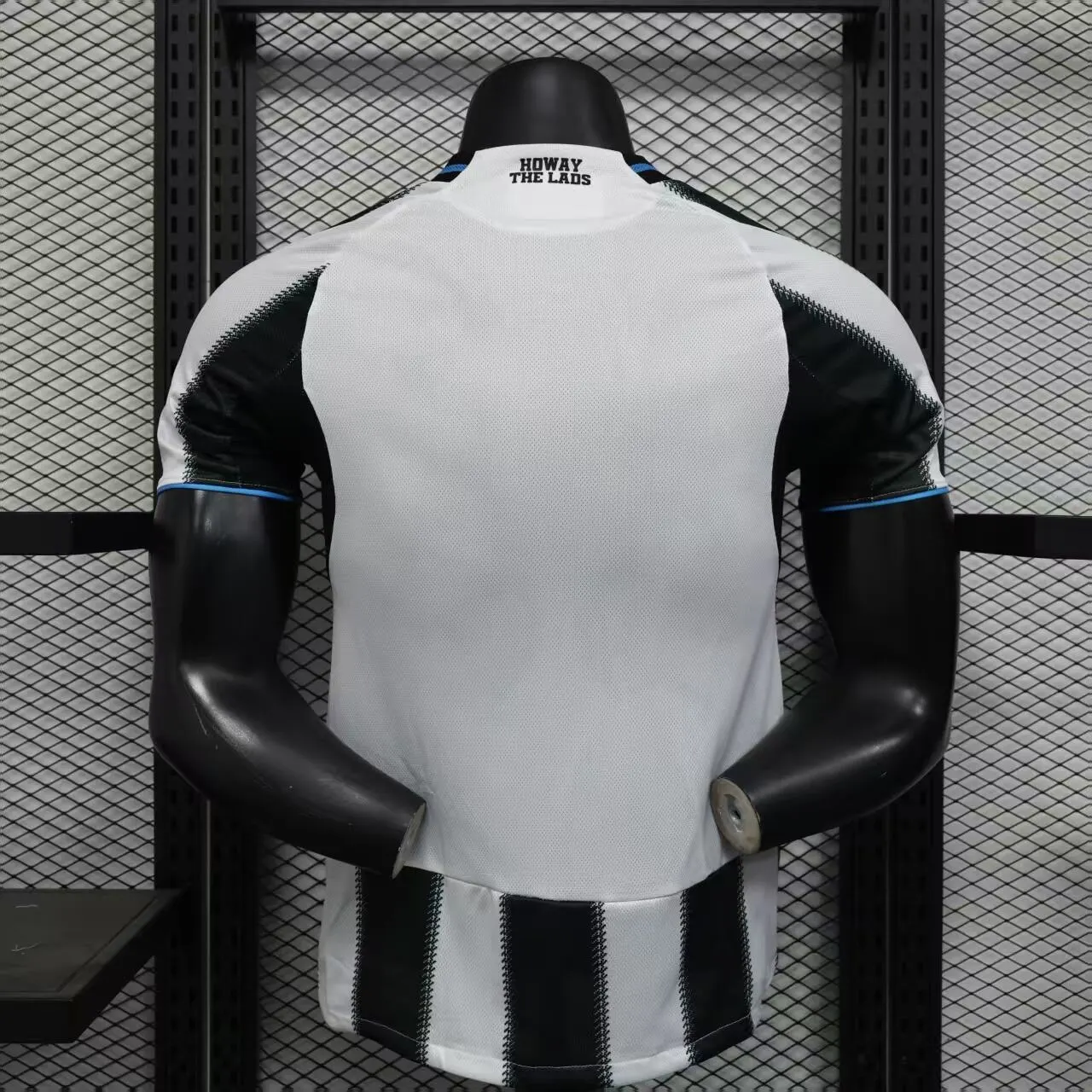 2025/2026 Player Version Newcastle United Home Football Jersey 1:1 Thai Quality