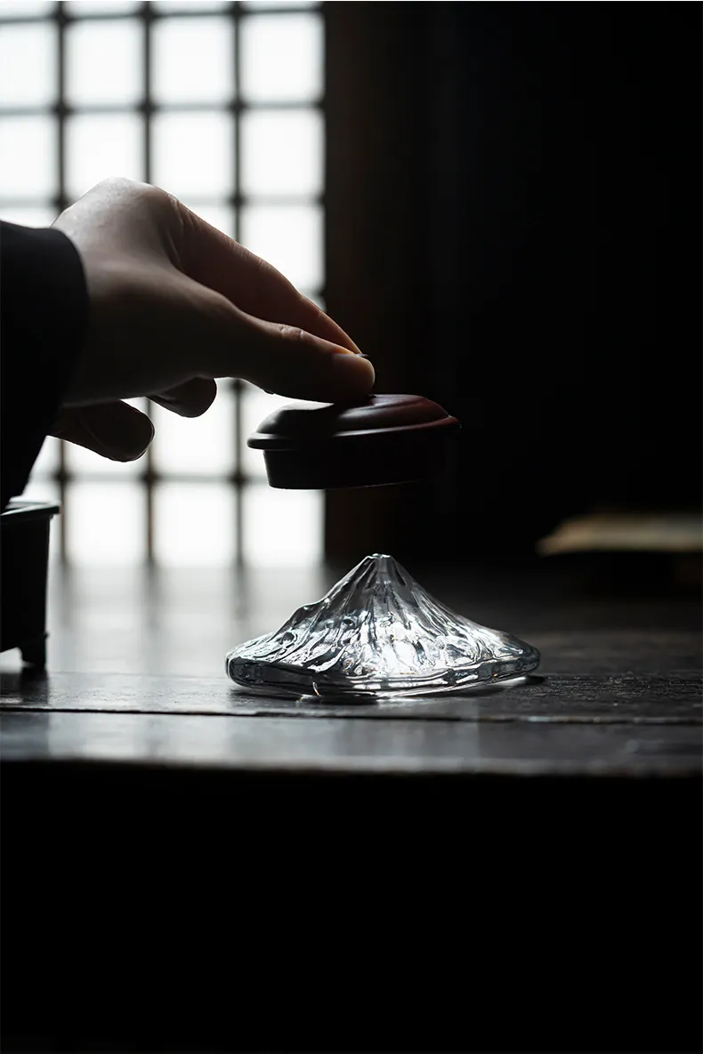 New Crystal Glass Incense Holder with Fuji Mountain Design, Transparent Incense Burner, Home Zen Ornament with Lid 14