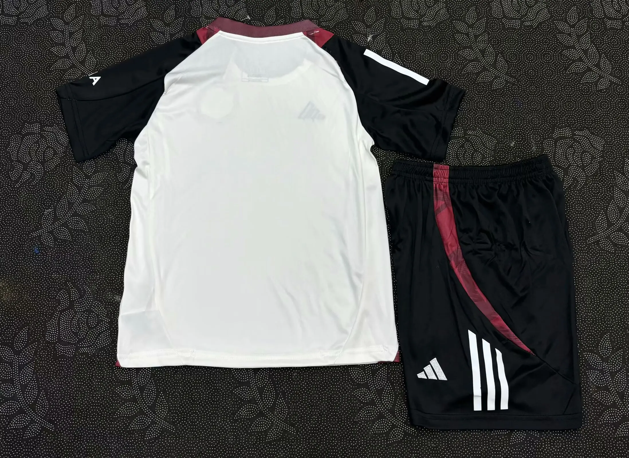 2025/2026 Manchester United Training clothes Football Shirt 1:1 Thai Quality Kids Size