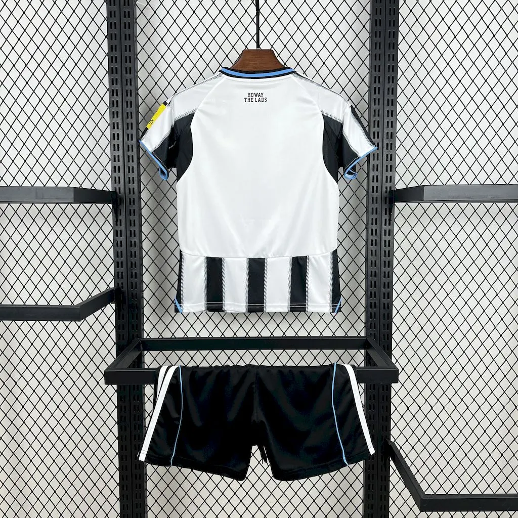 2025/2026 Newcastle United Home Football Jersey Shirt 1:1 Thai Quality Kids Size