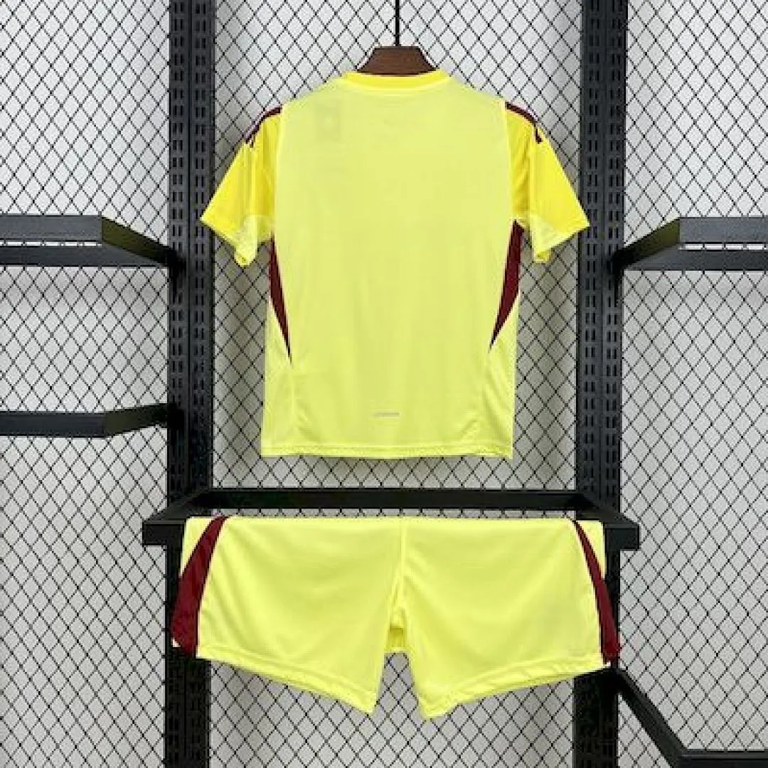 2025/2026 Real Madrid Goalkeeper 01 Football Shirt 1:1 Thai Quality Kids Size