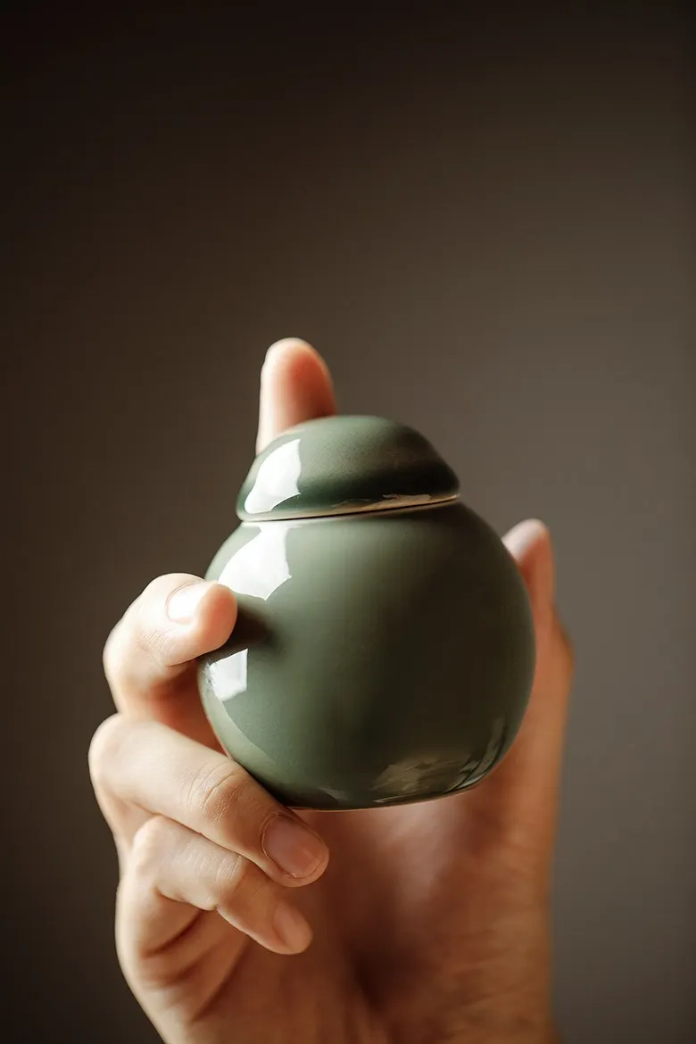 Jade-Glazed Incense Powder Kit with Floral Openwork Lid 20
