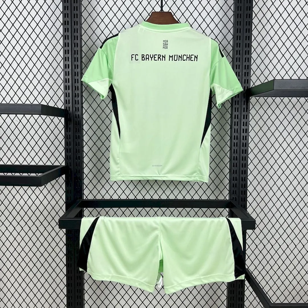 2025/2026 Bayern Munich Training Football Jersey 1:1 Thai Quality Kids Size