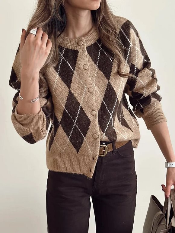 Women's Classic Diamond Pattern Cardigan