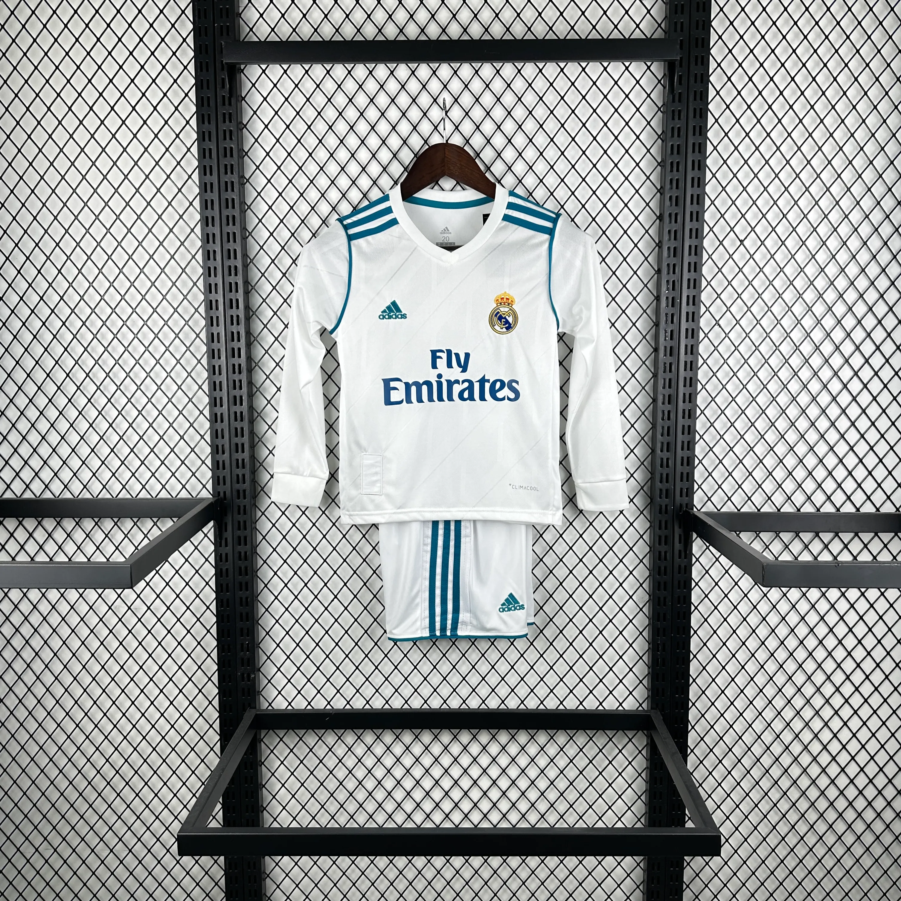 2017/2018 Retro Long Sleeve Real Madrid Home Football Shirt 1:1 Thai Quality Kids Size