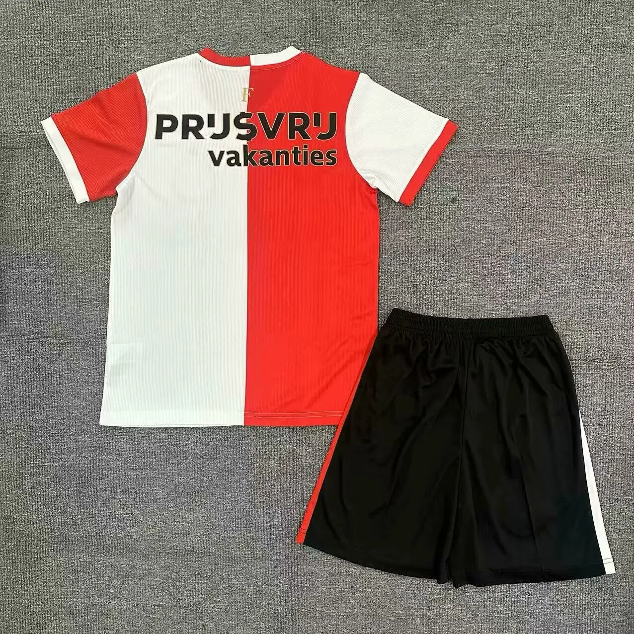 2025/2026 Feyenoord Rotterdam Home Football Shirt 1:1 Thai Quality Kids Size
