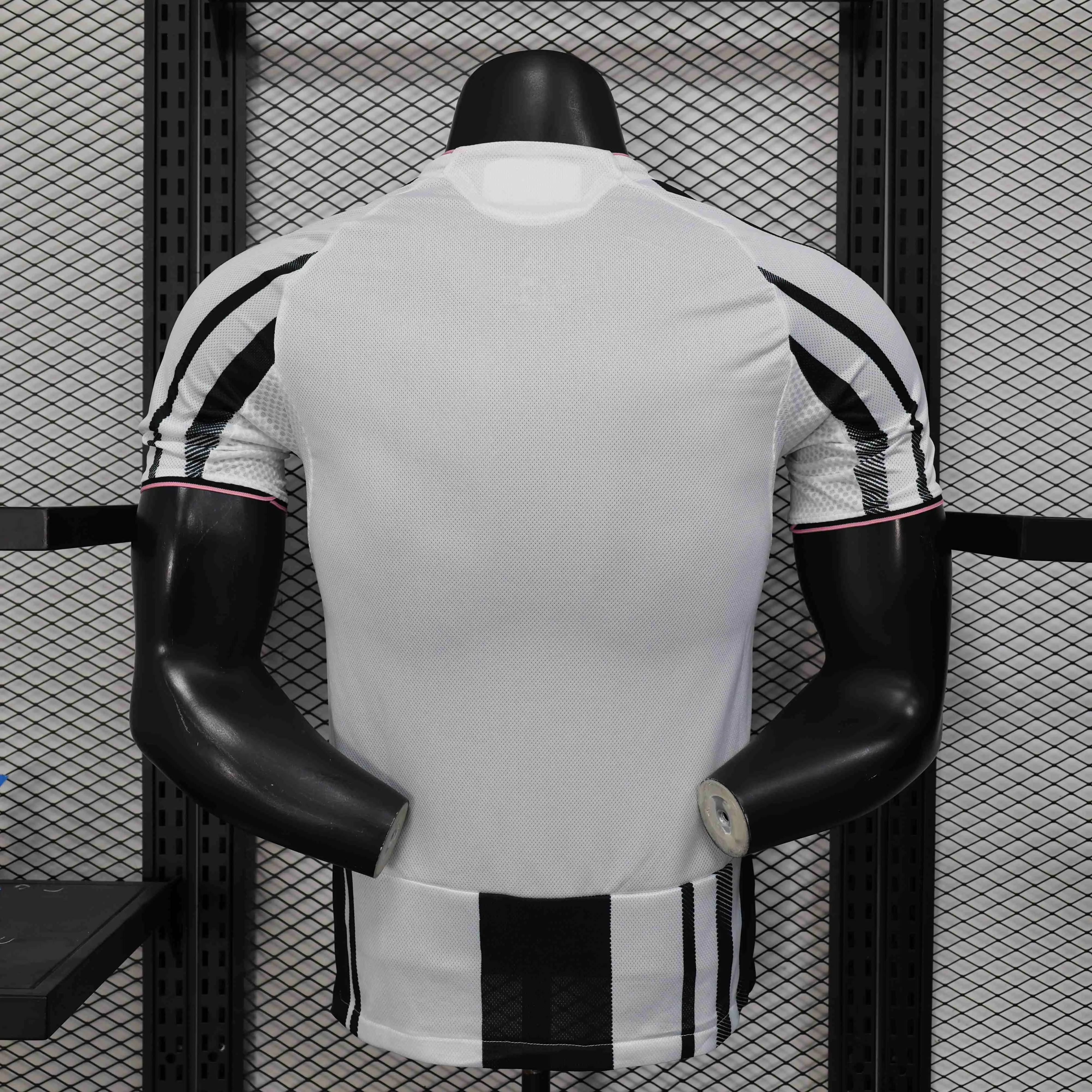 2025/2026 Player Version Juventus Home Football Shirt 1:1 Thai Quality